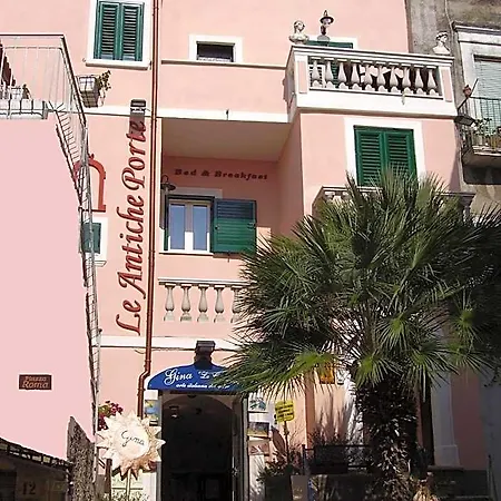 Le Antiche Porte فندق مبيت وإفطار